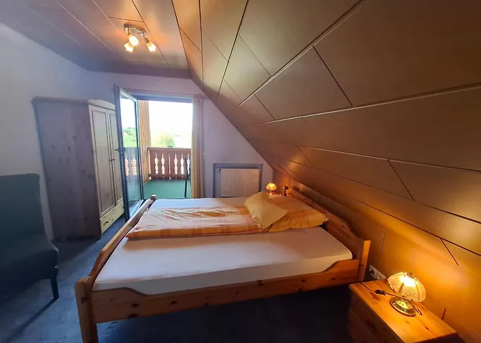 Hubertushoehe 3*