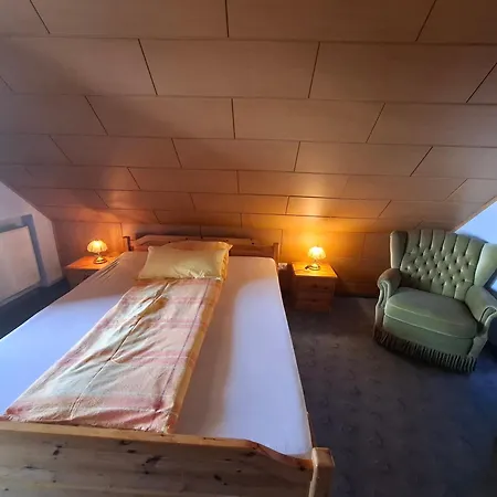 Hubertushoehe 3*